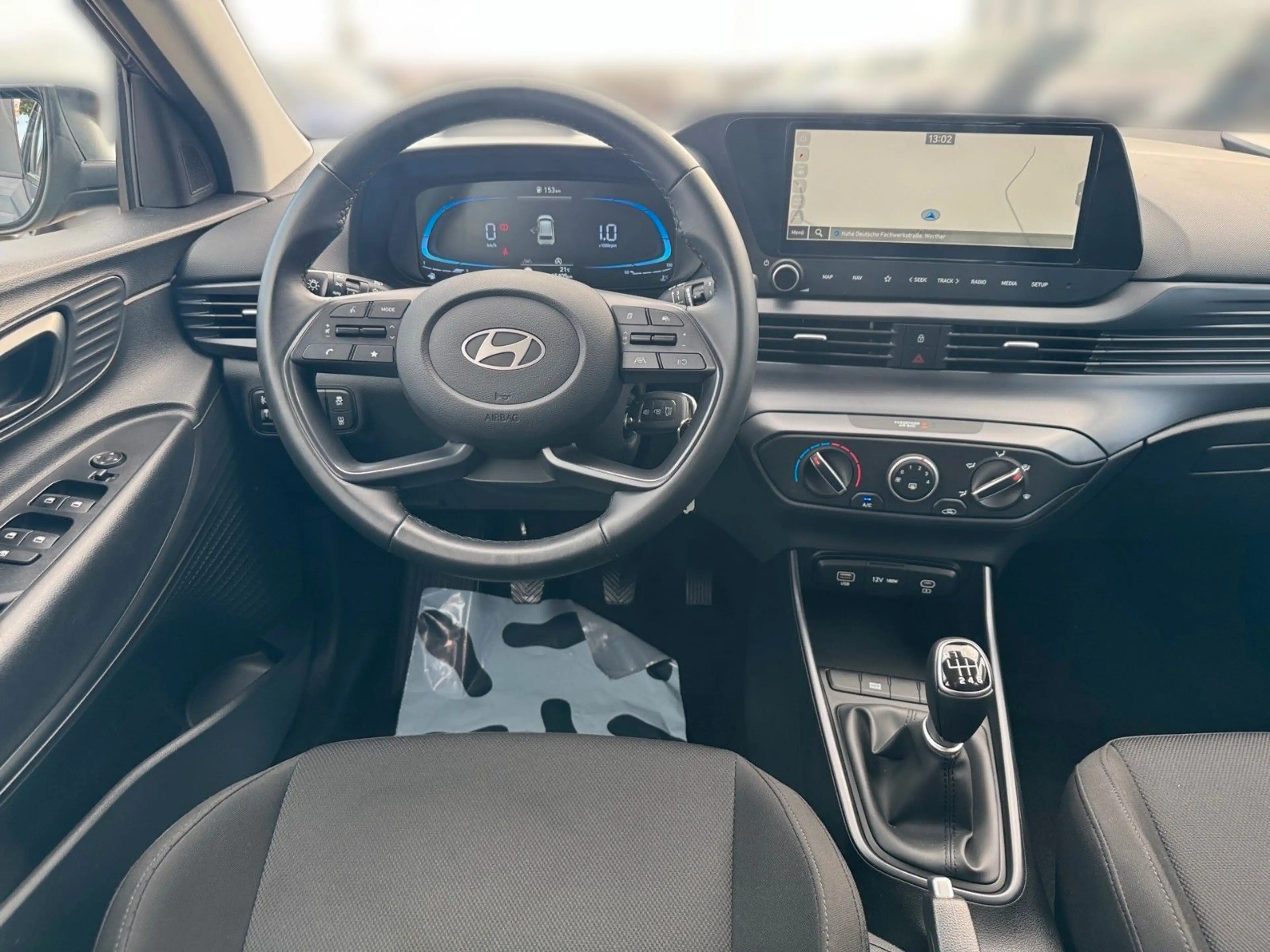 Hyundai BAYON 1.0T Select NAVI KAMERA DAB APP — photo 11