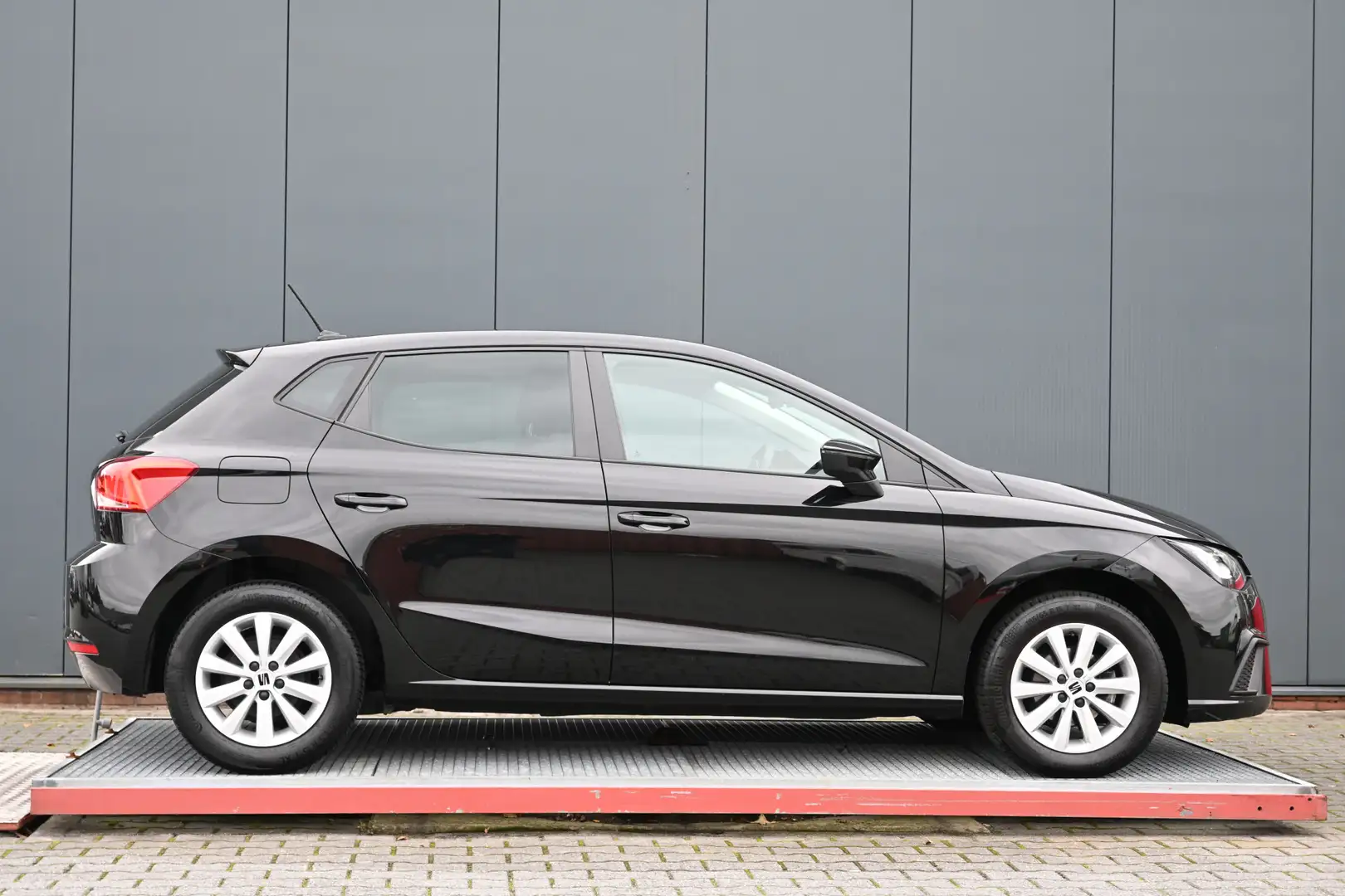 SEAT Ibiza 1.0 EcoTSI Style Business Intense Noir - 2