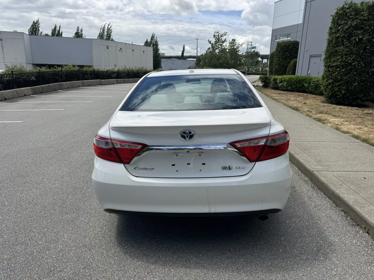 Toyota Camry photo Toyota Camry
