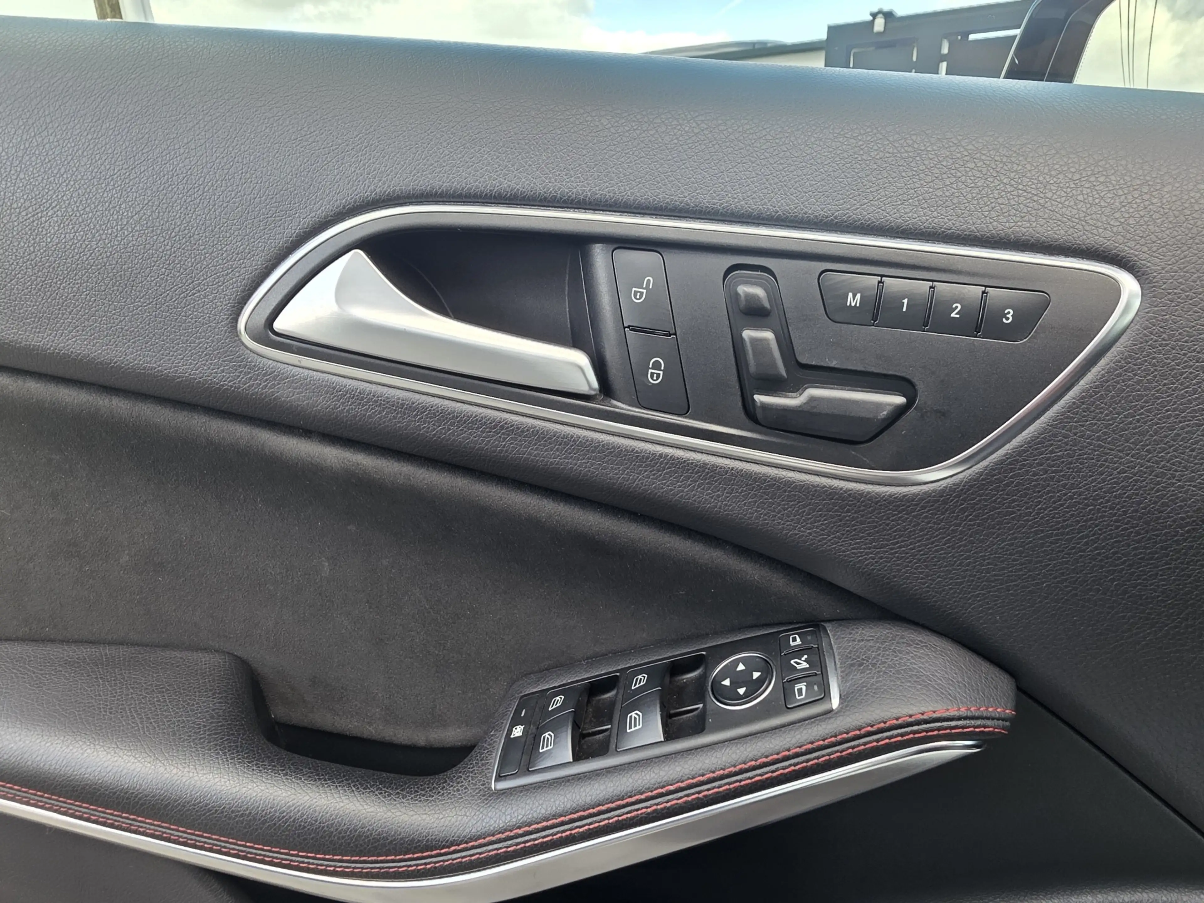 Mercedes-Benz A 45 AMG A 45 AMG 4-Matic — photo 15