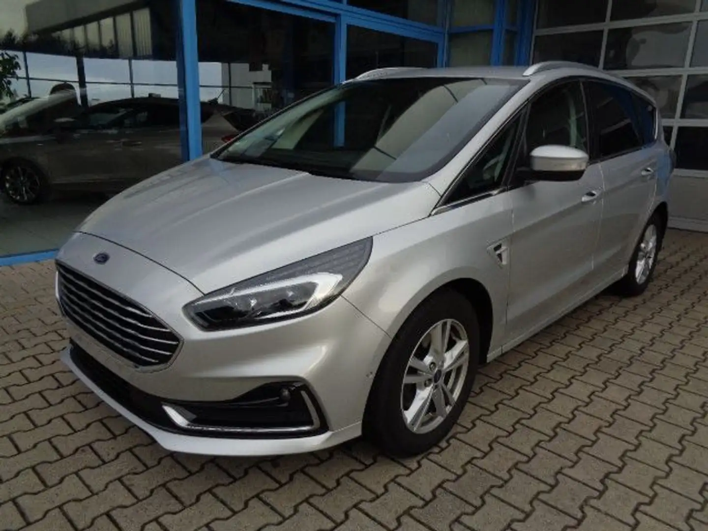 Ford S-Max S-MAX 2,0 Titanium Aut/LED/Kamera/ACC/AHK/Keyfr Grau - 1