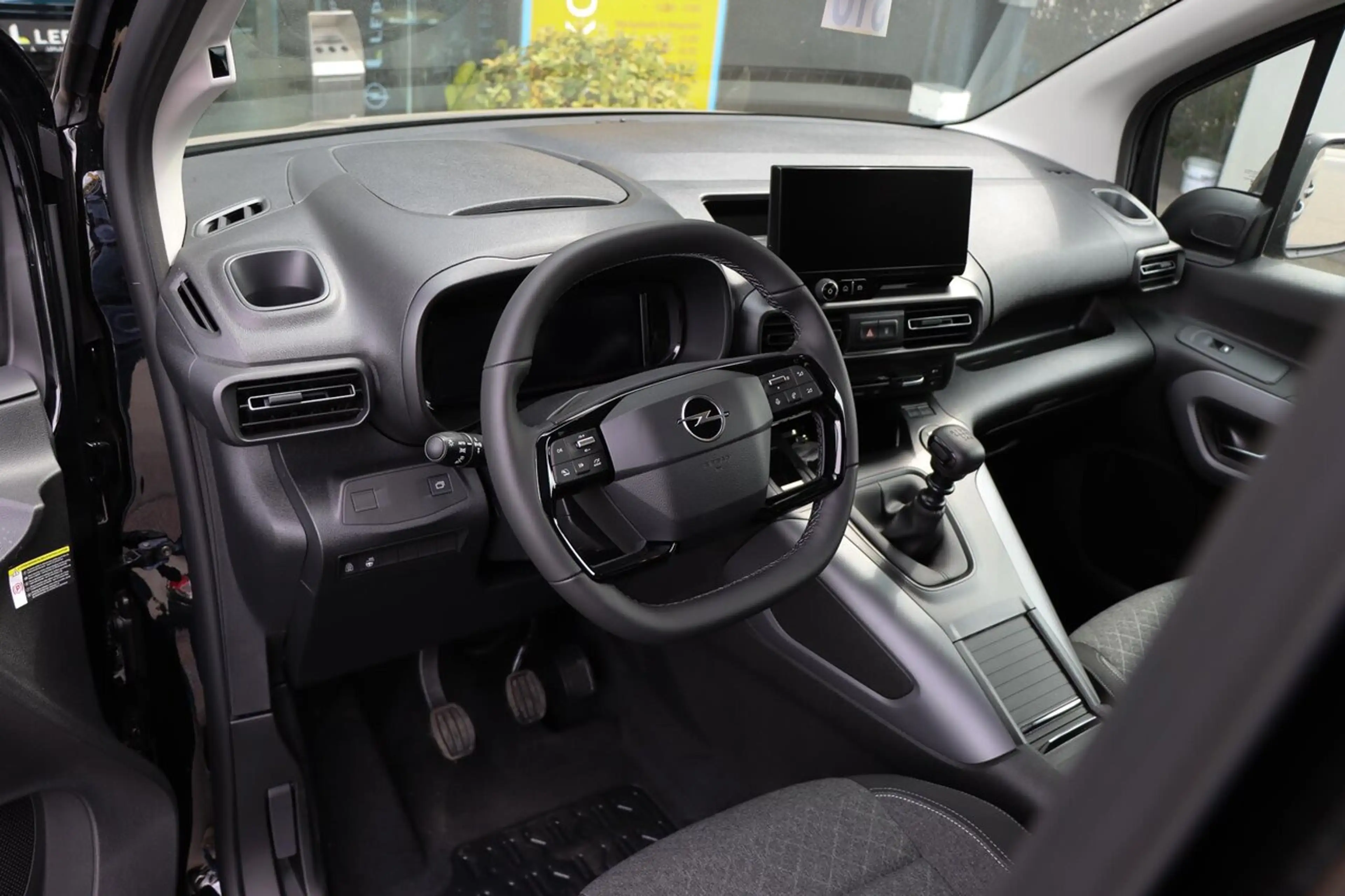 Opel Combo Life L1 1.2T 110PK |CONNECT PACK|STYLE PACK| — photo 8