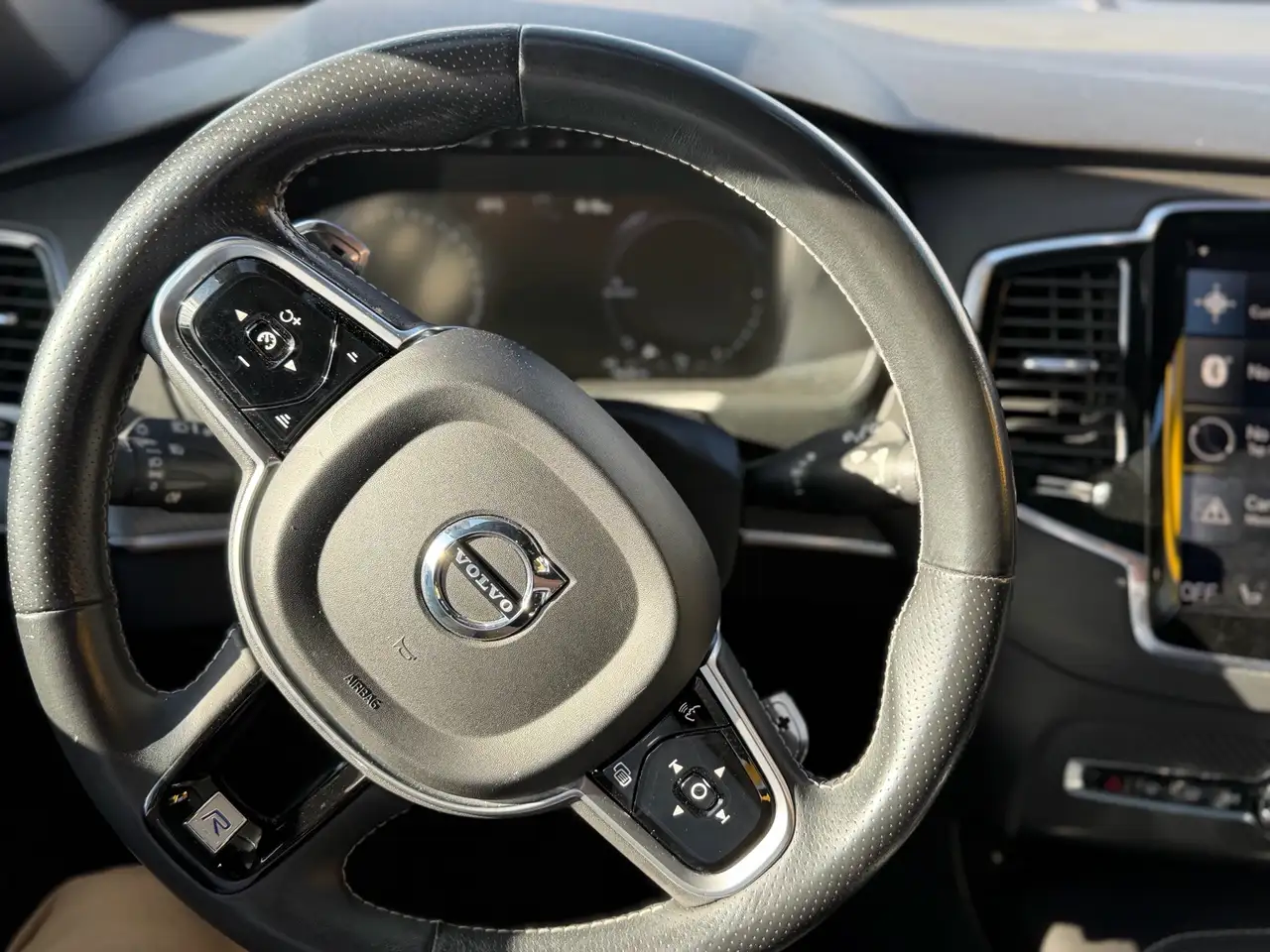 Volvo XC90 снимка Volvo XC90