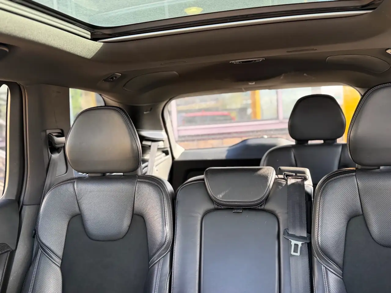 Volvo XC90 снимка Volvo XC90