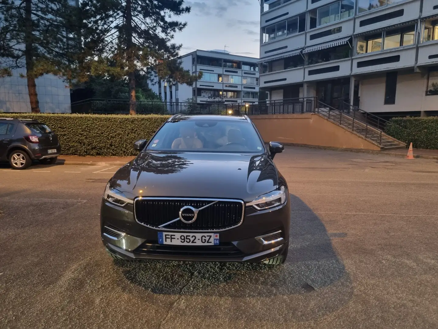 Volvo XC60 T8 Twin Engine 303 ch + 87 Geartronic Beige - 2