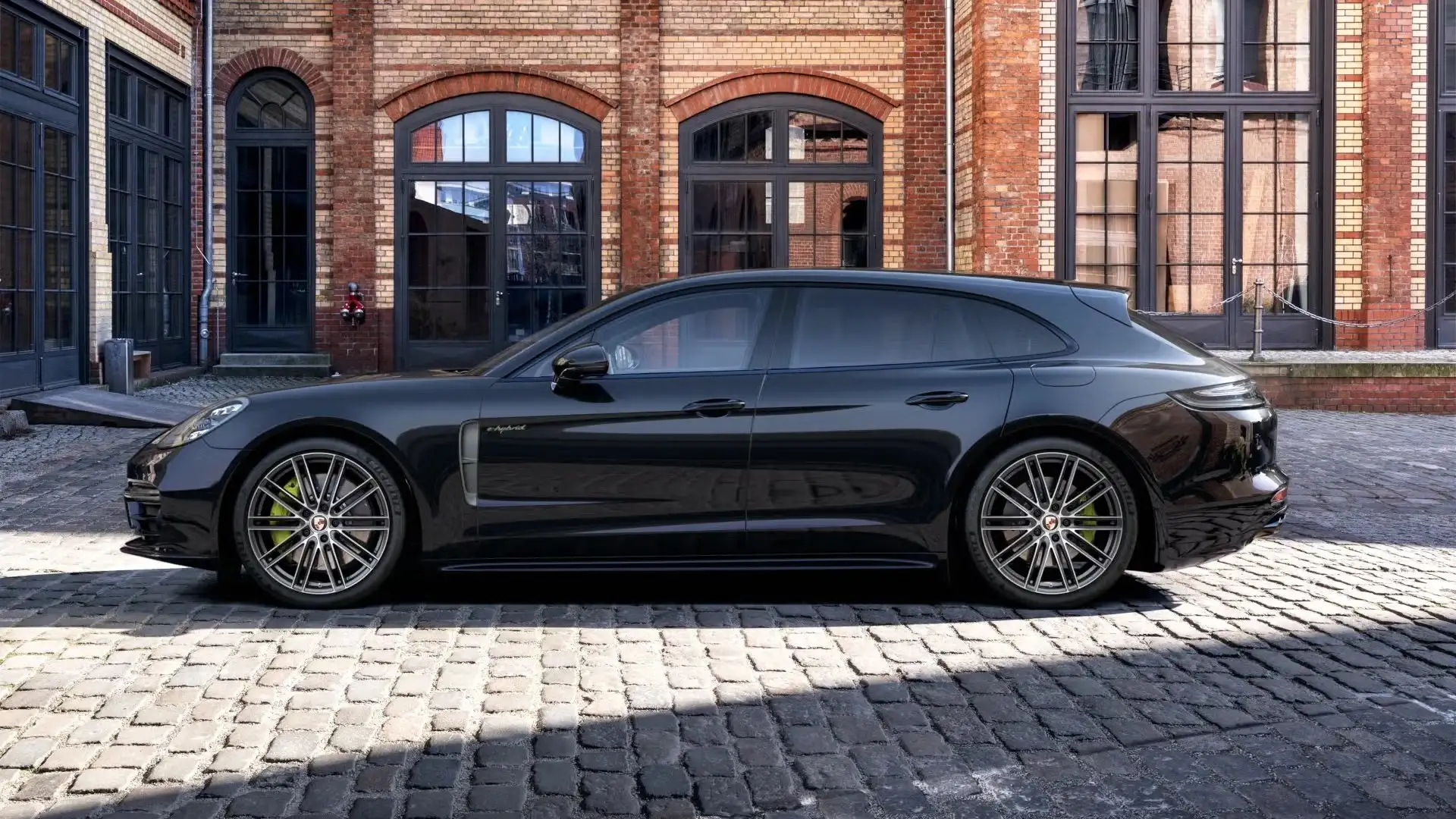 Porsche Panamera Sport Turismo Hybrid Platinum Ed.-Full opt-Pronta Nero - 2
