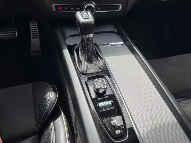 Volvo XC60 view 13