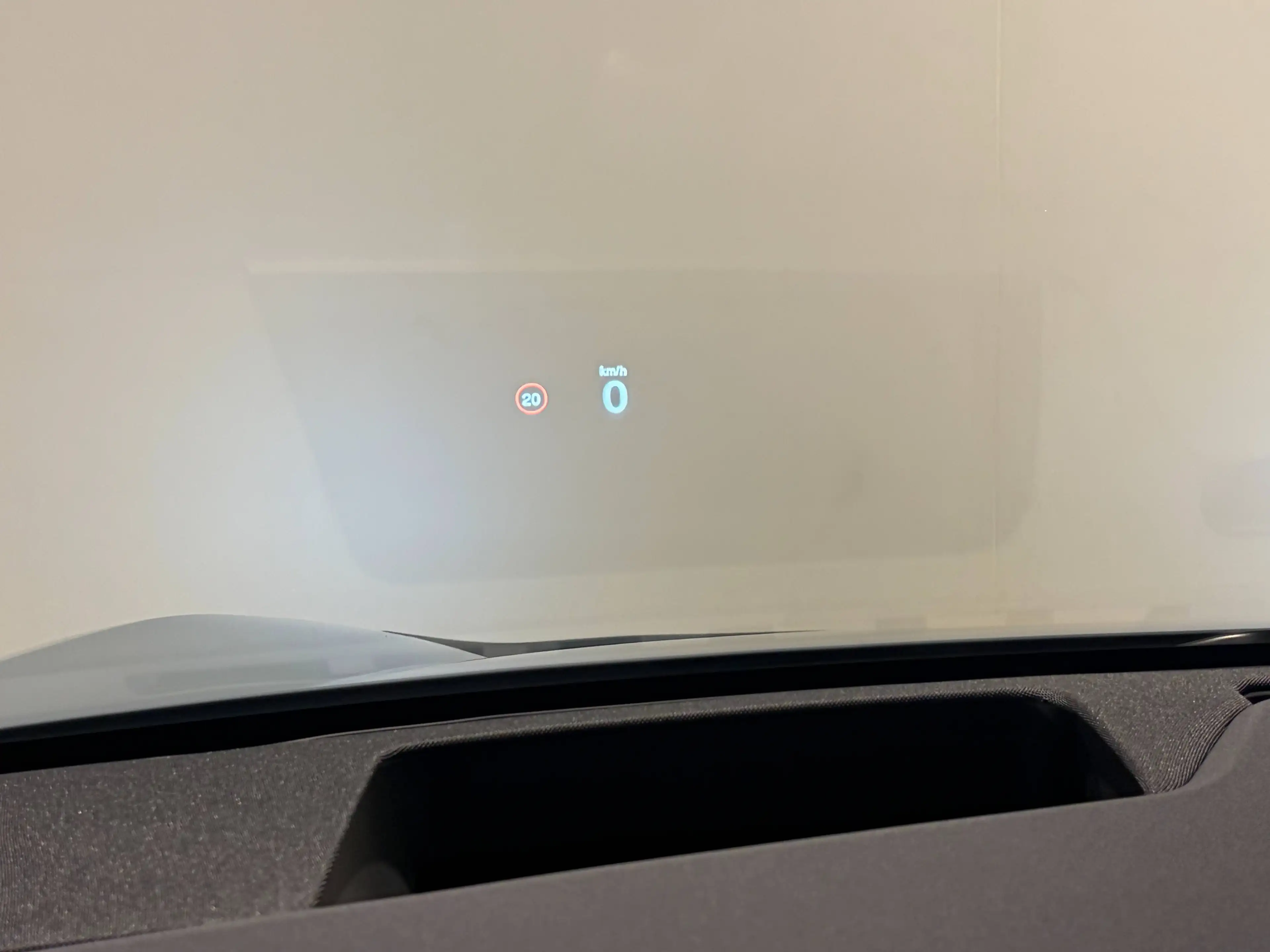 Polestar 3 Polestar 3 Long Range SM + PILOT+ PLUS PACK — photo 12