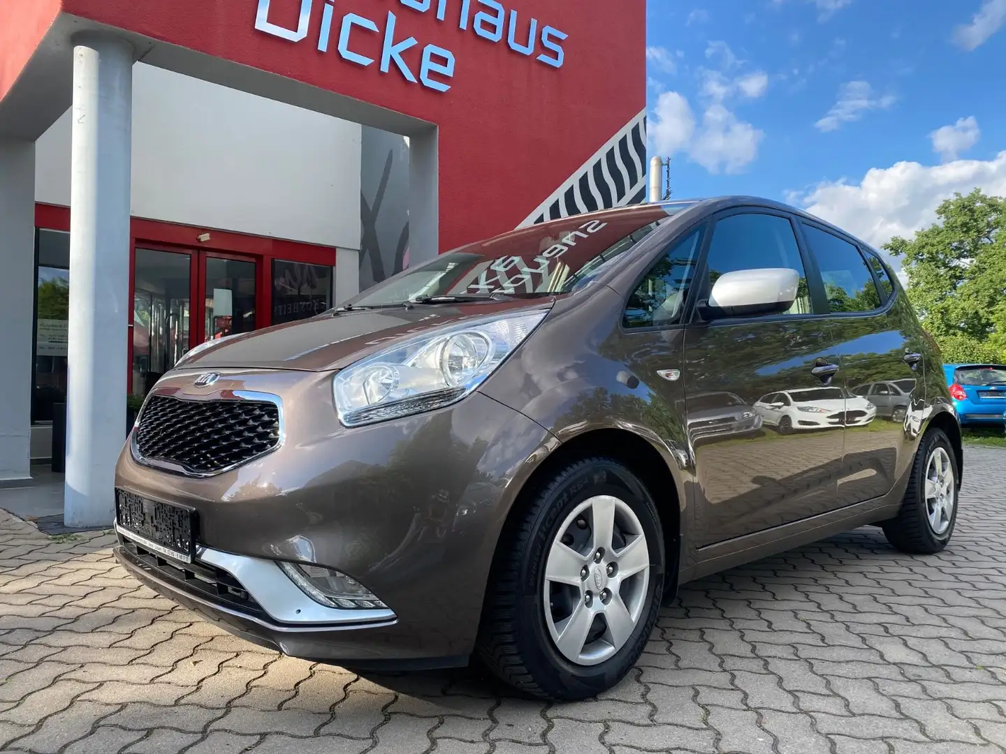 Kia Venga Automatik Klimaautom Sitzheizg Lenkradheizg 1.Hd Grau - 1