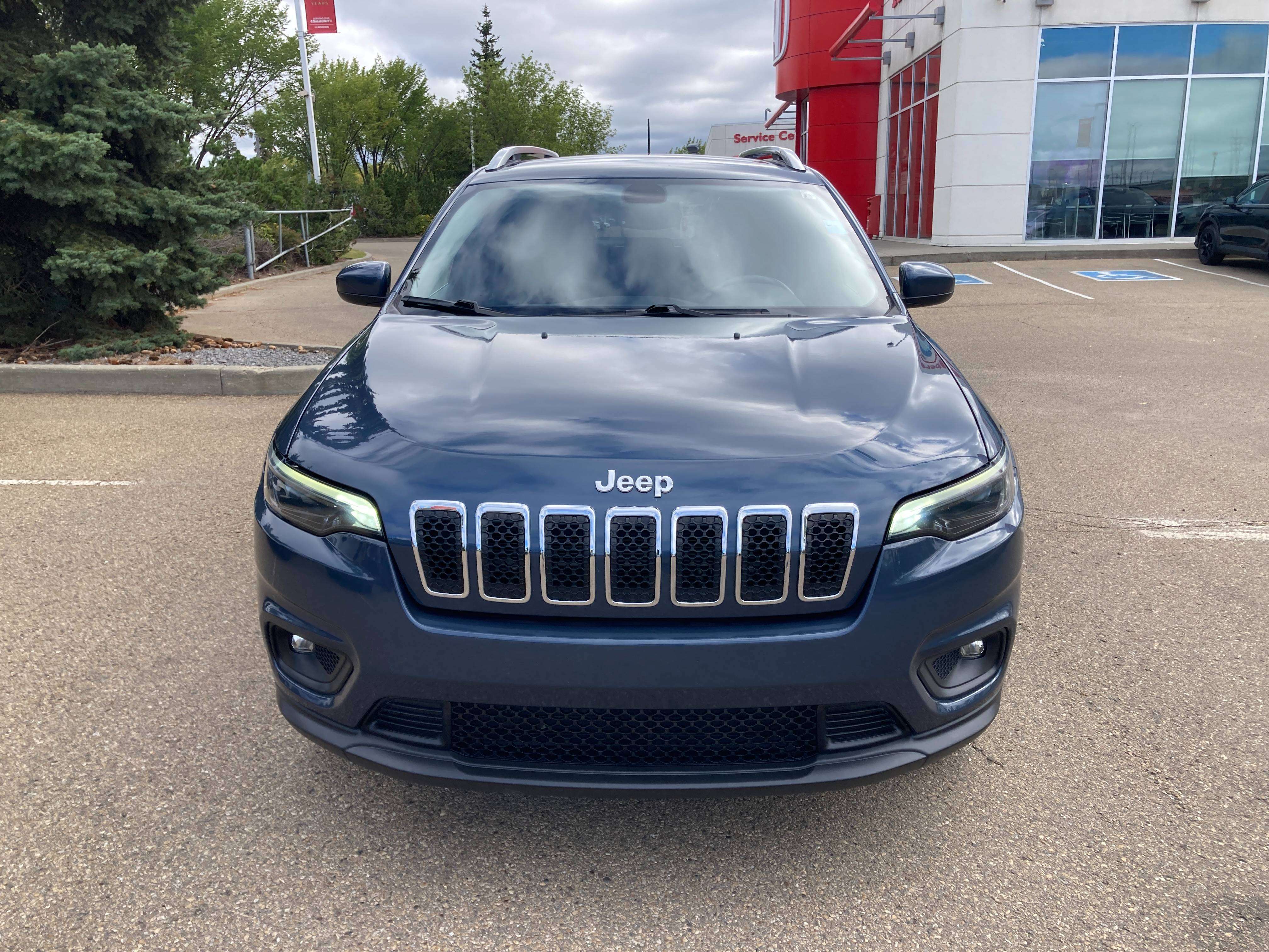 used 2019 Jeep Cherokee car, priced at $16,900