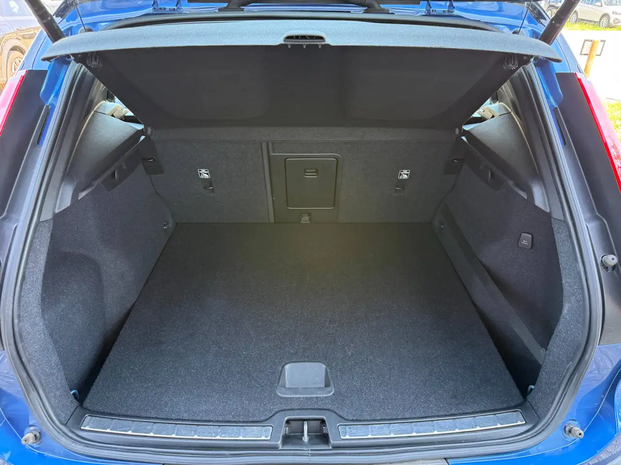 Volvo XC40 2.0 d3 R-design, миниатюра 14