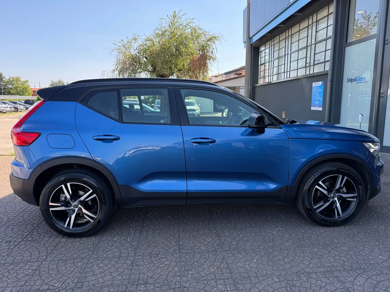 Volvo XC40 2.0 d3 R-design, миниатюра 4