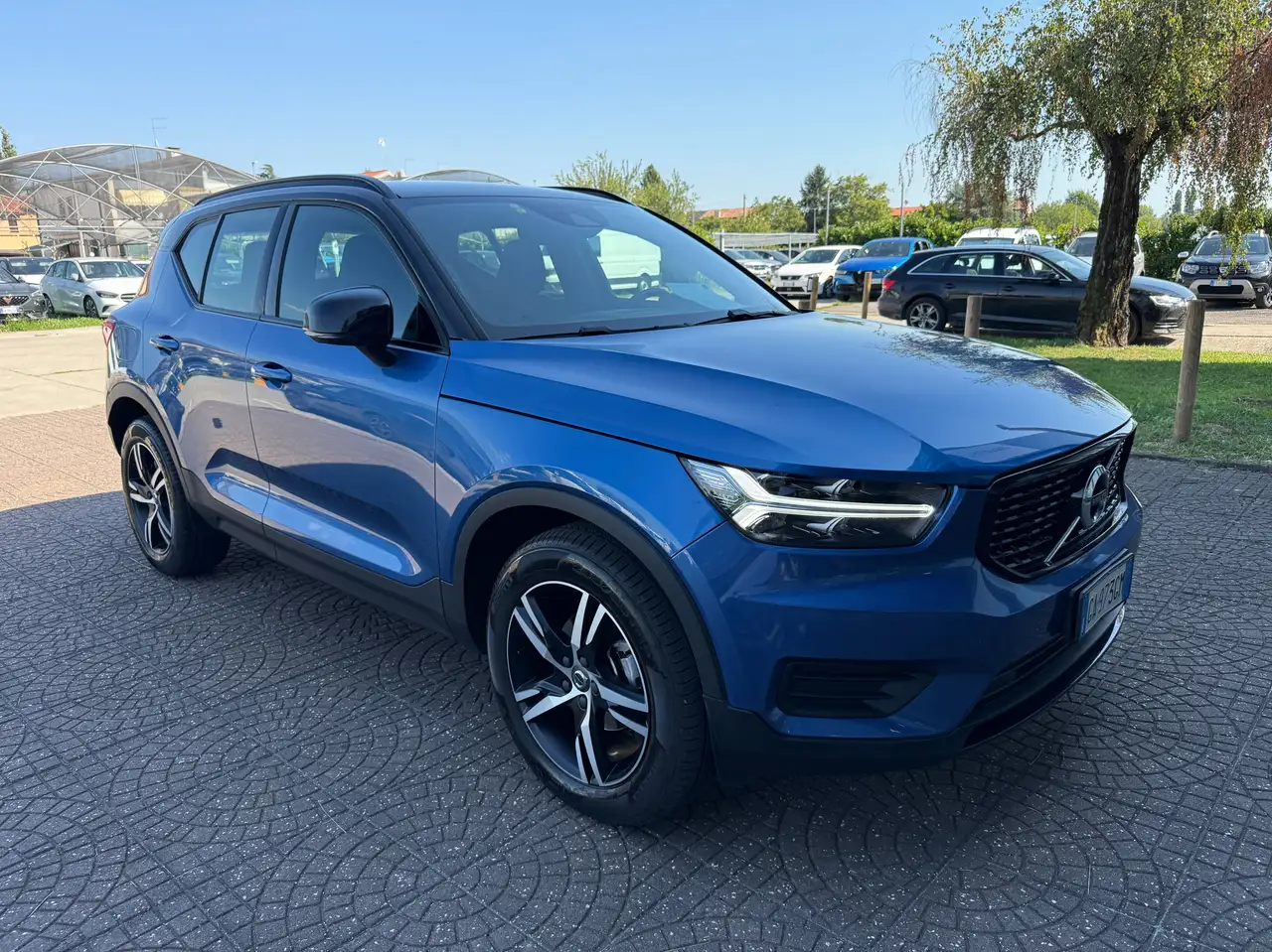 Volvo XC40 2.0 d3 R-design, миниатюра 3