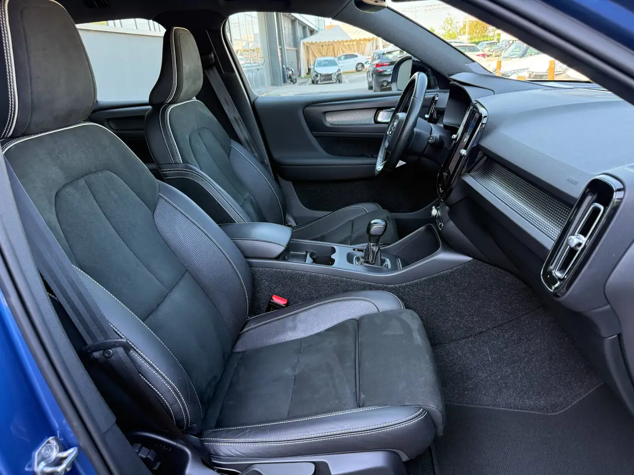 Volvo XC40 2.0 d3 R-design, миниатюра 17