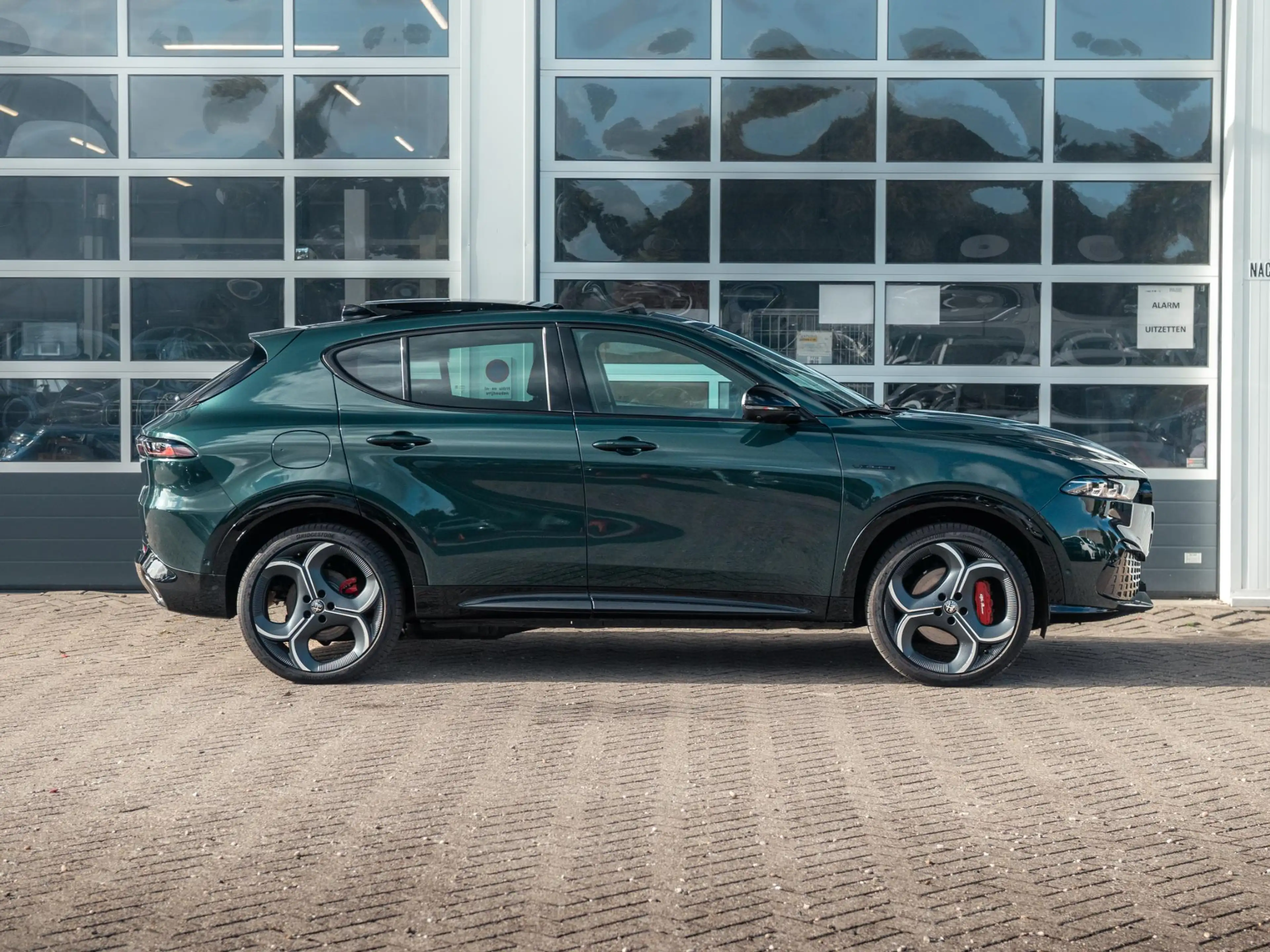 Alfa Romeo Tonale 1.3 Ibrida Plug-In Q4 270pk AWD Veloce | Teck Pack — photo 8
