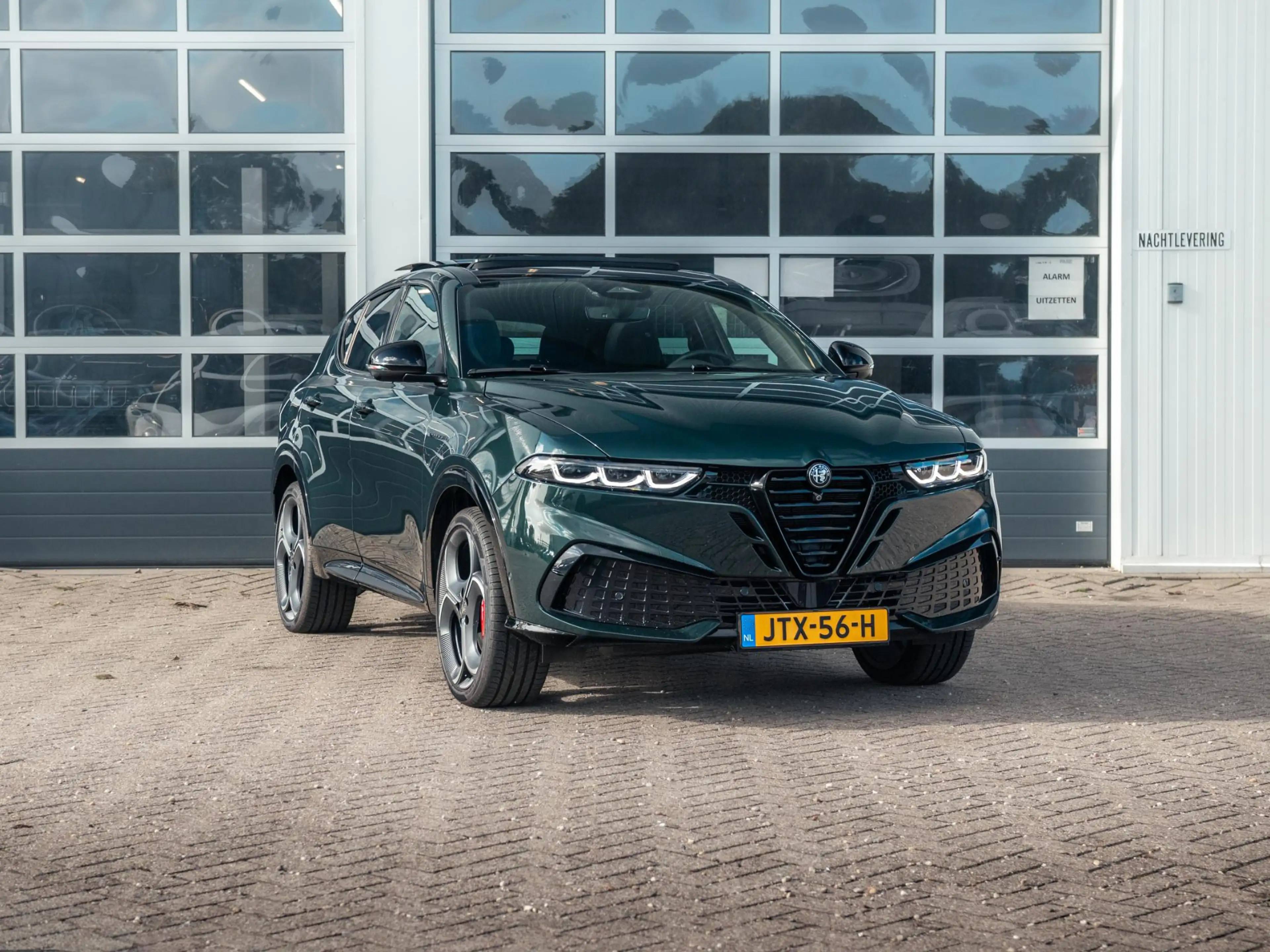 Alfa Romeo Tonale 1.3 Ibrida Plug-In Q4 270pk AWD Veloce | Teck Pack — photo 4