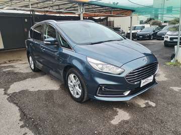 S-Max II 2.5 full hybrid Titanium 190cv  7p