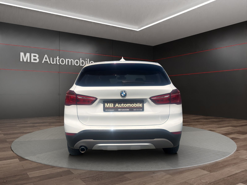 BMW X1 sDrive 18 d xLine M GSD/Leder/Navi/Pano — photo 8