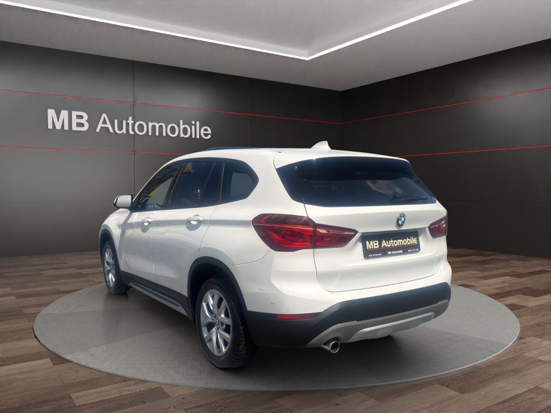 BMW X1 sDrive 18 d xLine M GSD/Leder/Navi/Pano — photo 9