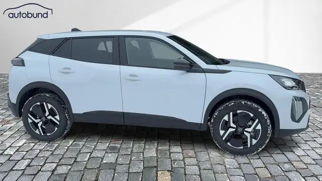 Peugeot 2008 view 4