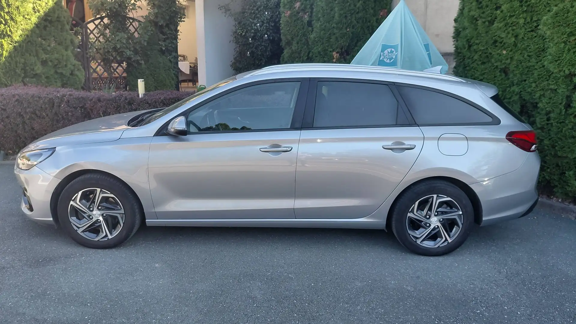 Hyundai i30 i30 CW 1,0 T-GDI Trend Line Trend Line Silber - 2