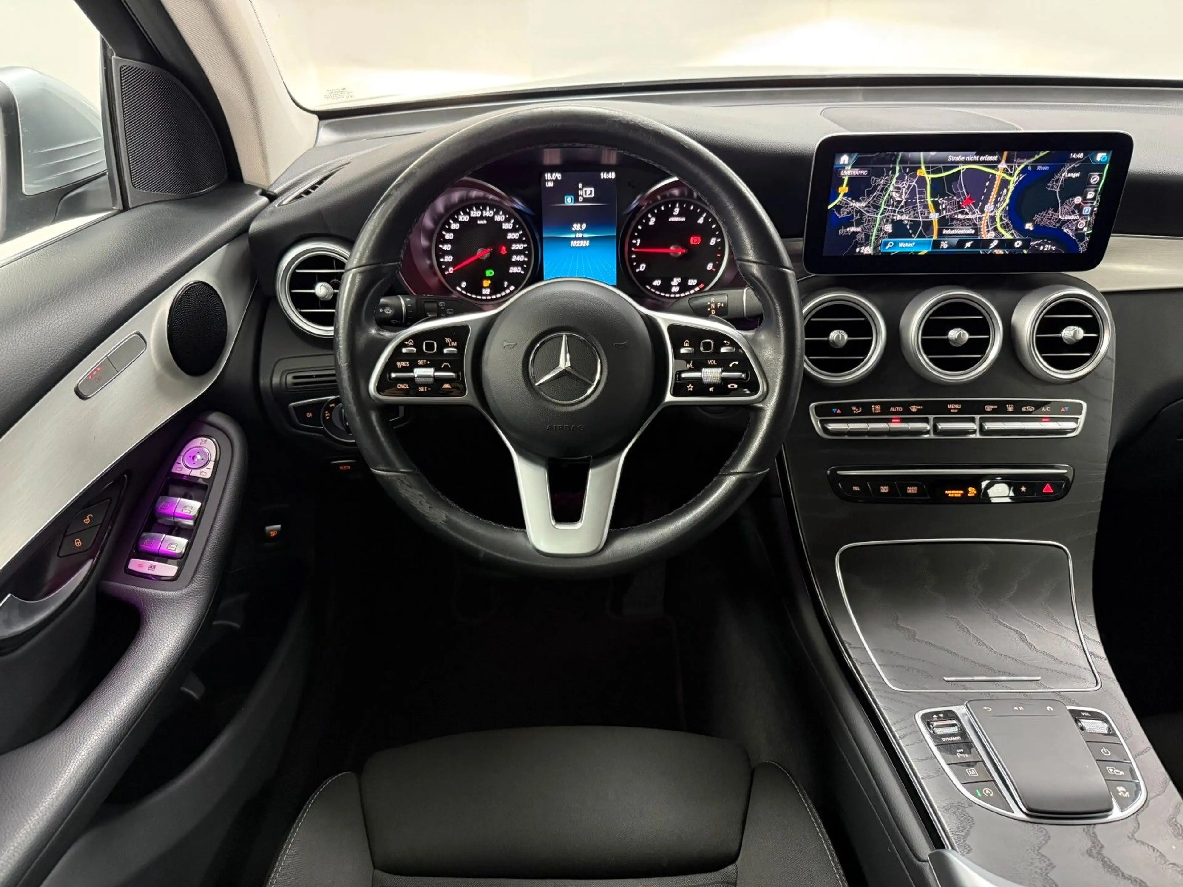 Mercedes-Benz GLC 220 d 4MATIC/LED/KAMERA/SHZ/DISTR/NAVI/CARPLA — photo 15
