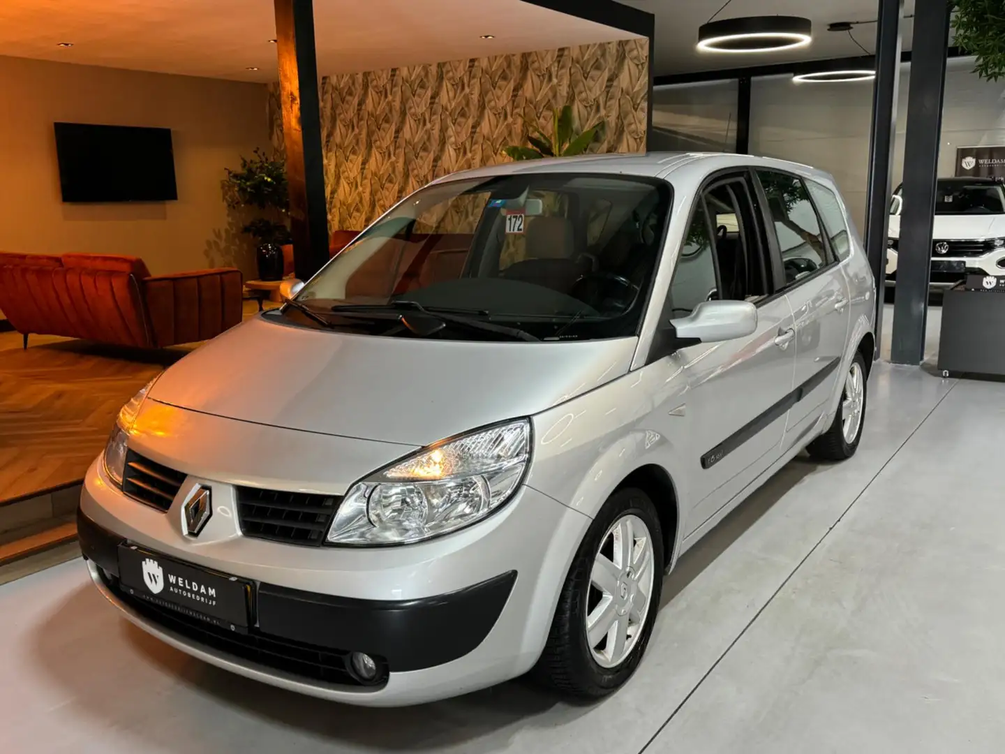Renault Grand Scenic 1.6-16V Expression Luxe Trekhaak 7-P Cruise Clima Grijs - 2