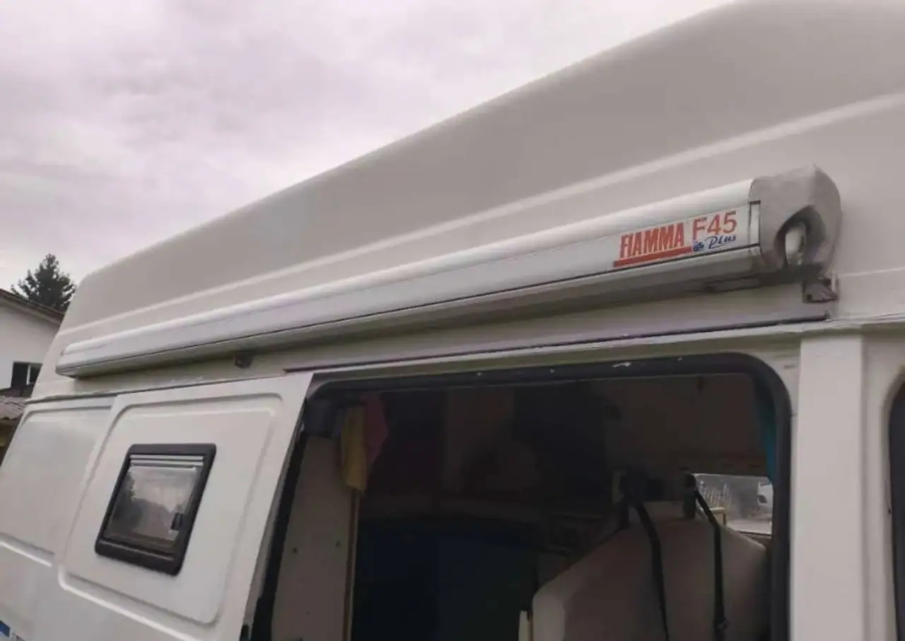 Ford Transit 2.5 TD Camper – Spezialkraftwagen mit Wohneinrichtung, foto 6