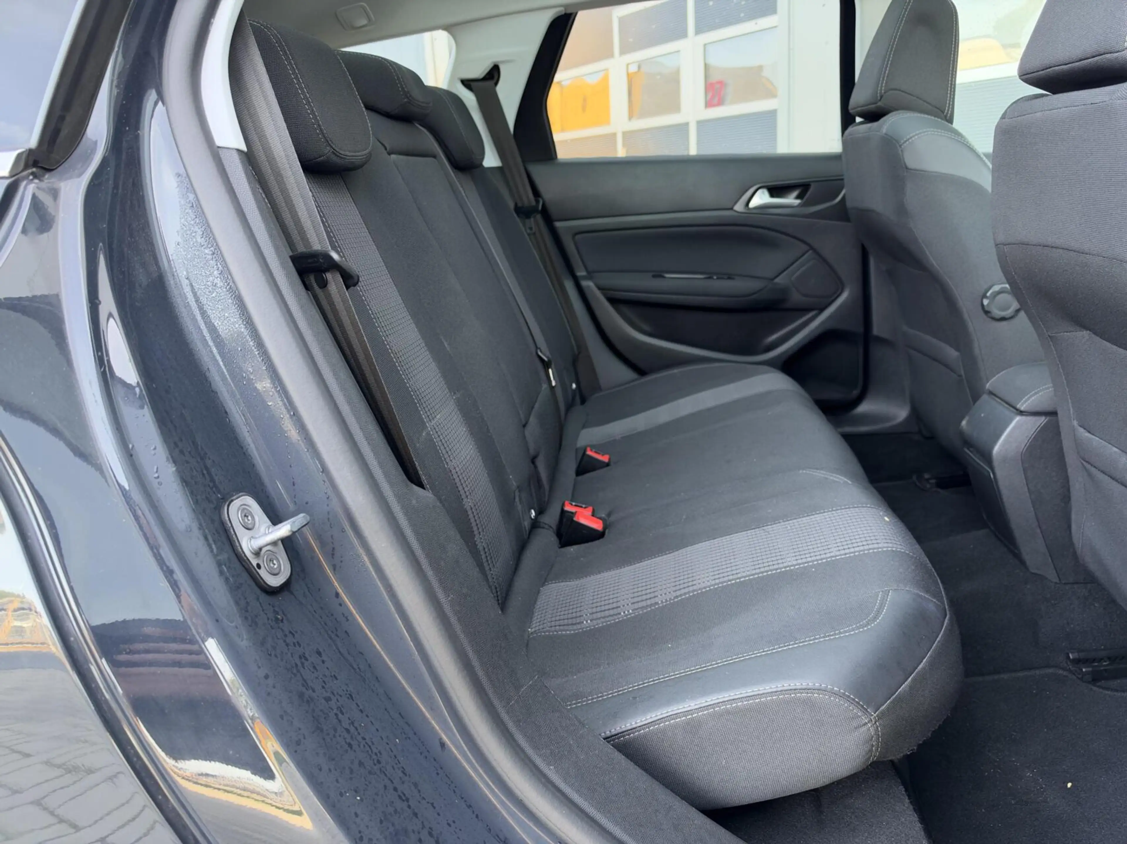 Peugeot 308 SW 1.2 PureTech Blue Lease Premium | Panorama | Ca — photo 24