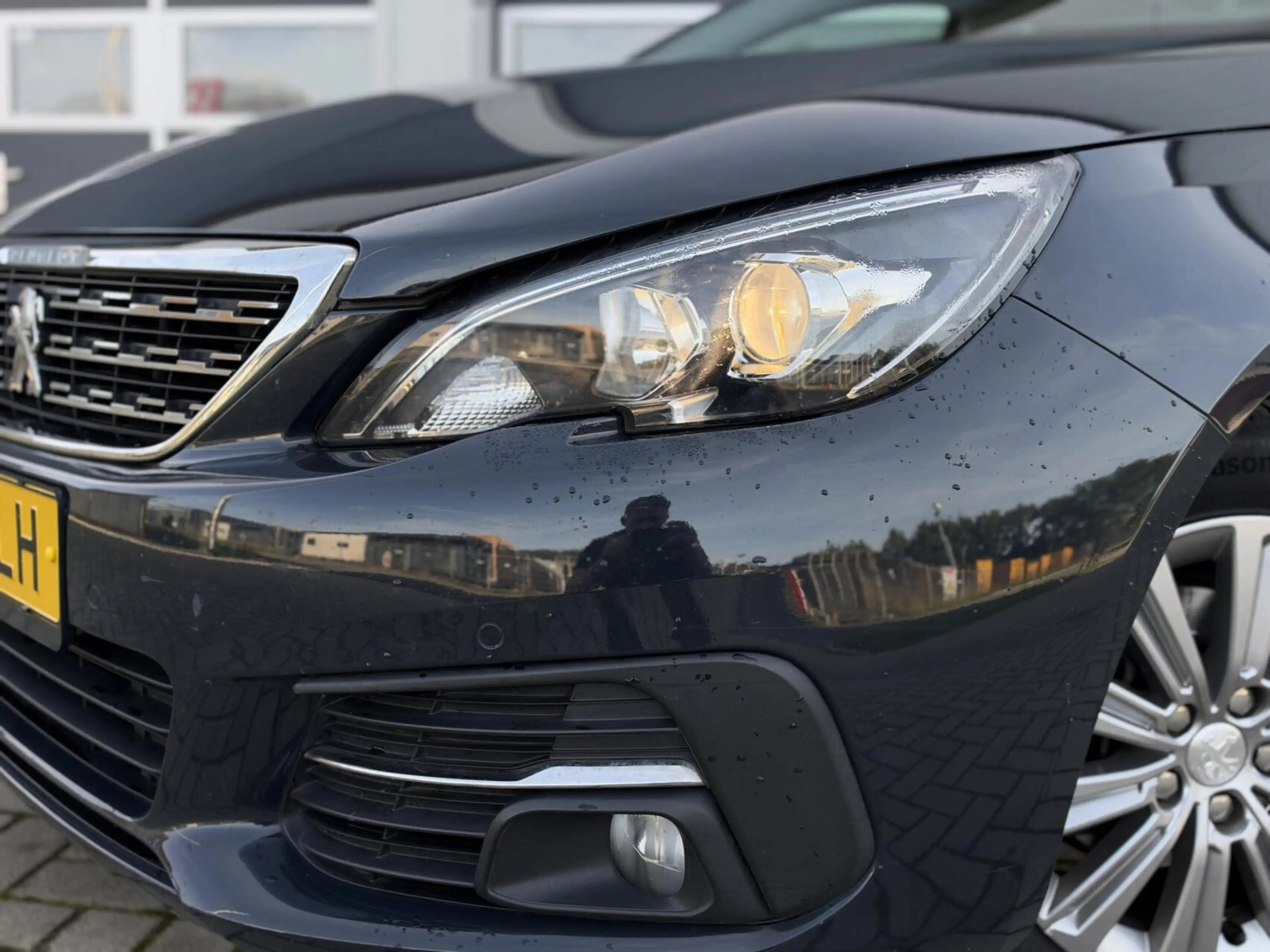 Peugeot 308 SW 1.2 PureTech Blue Lease Premium | Panorama | Ca — photo 27