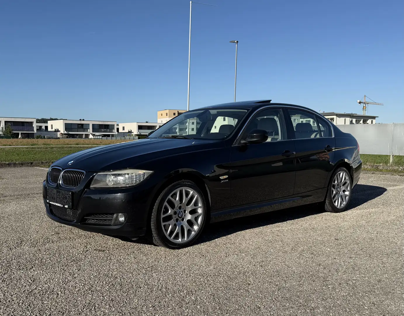 BMW 330 330d xDrive DPF Aut. Edition Sport - 1