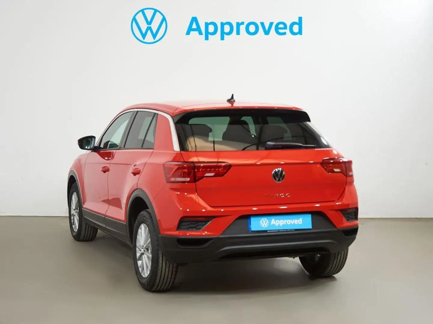 Volkswagen T-Roc 2.0TDI Edition 85kW Rojo - 2
