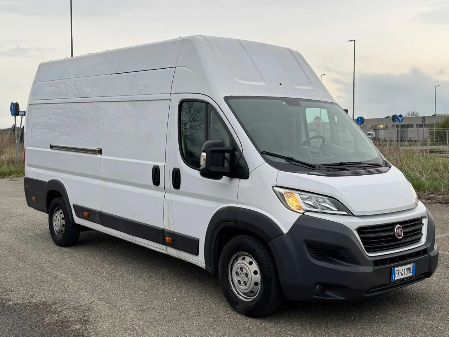 Fiat Ducato .  35 2.3 MJT 130CV XL-PL-TA Maxi Bílá - 1