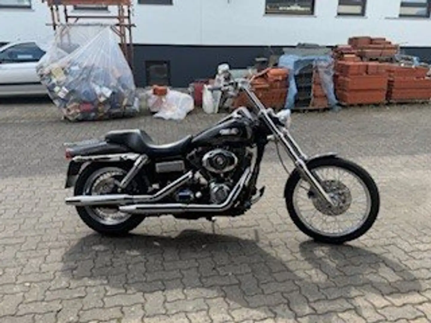 Harley-Davidson Dyna Wide Glide FXDWG Vert - 1