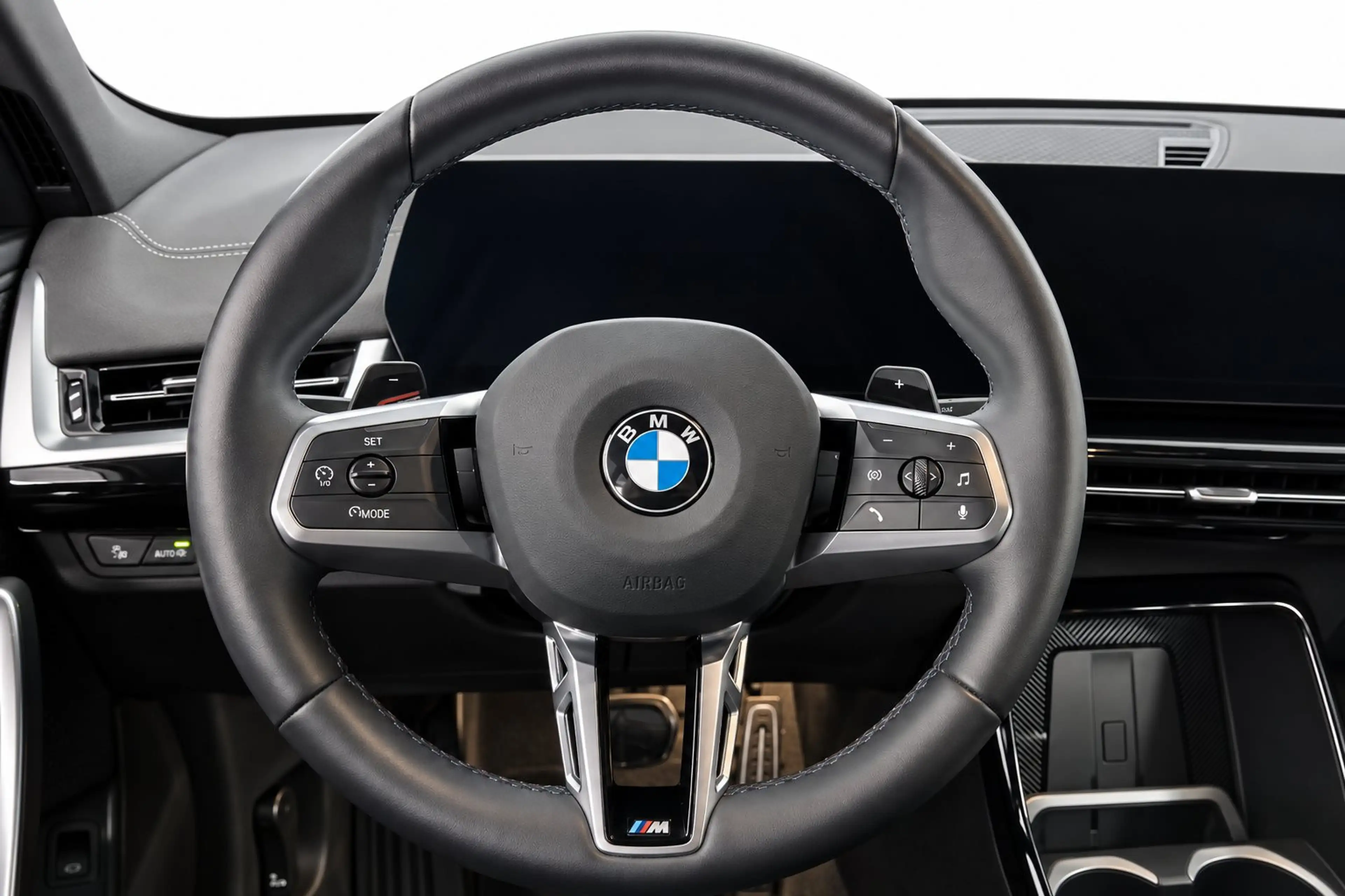 BMW X2 20d xDrive M Sport PRO AHK/ACC/360°/ICONICGLOW — photo 7