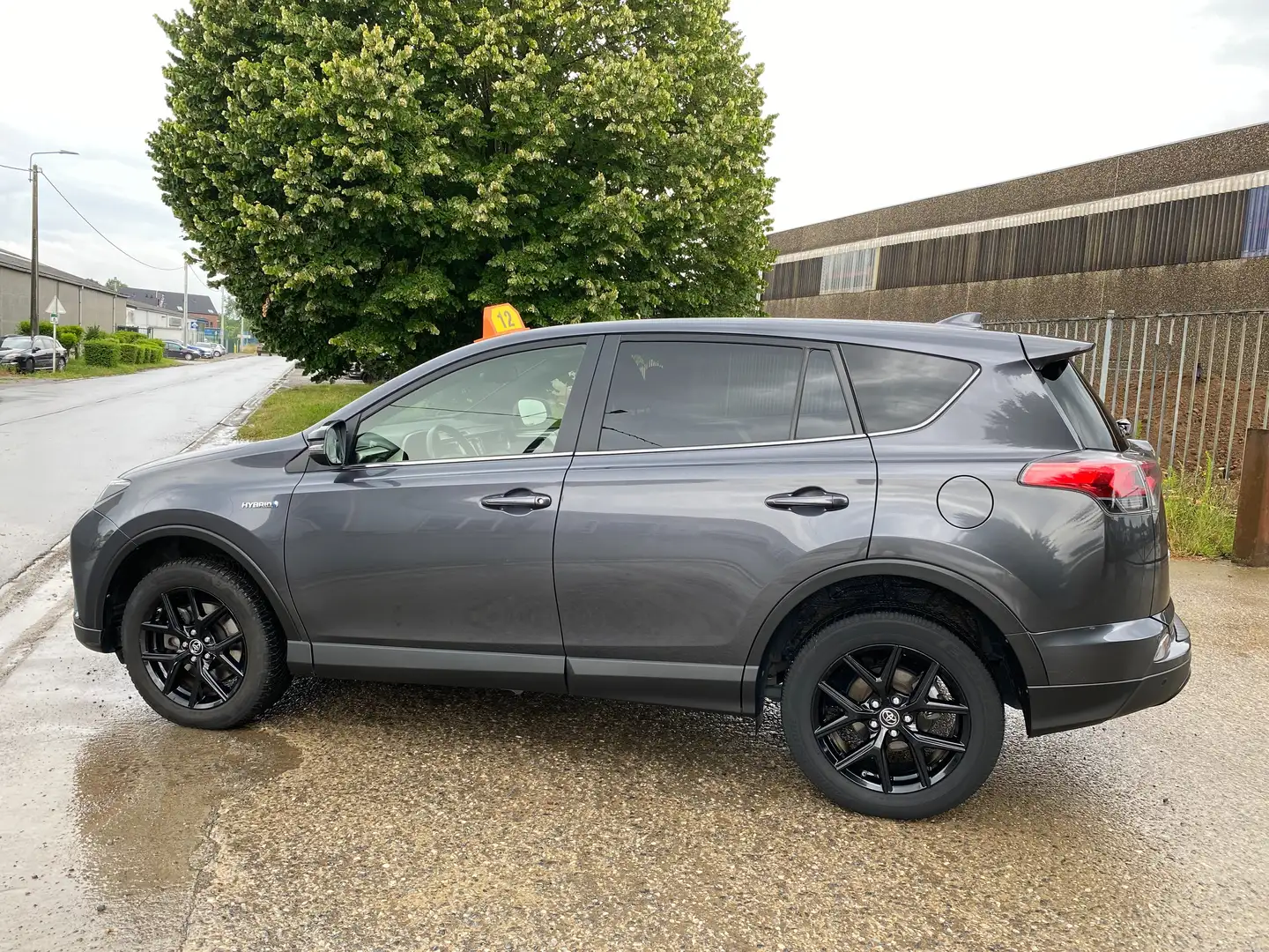 Toyota RAV 4 RAV4 Hybrid 2.5i 2WD Comfort & Black Edition Gris - 2