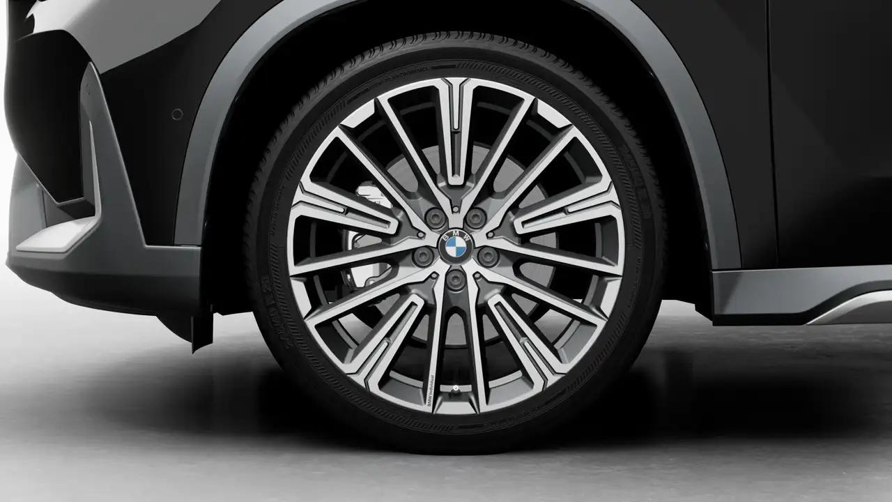 BMW X1 снимка BMW X1