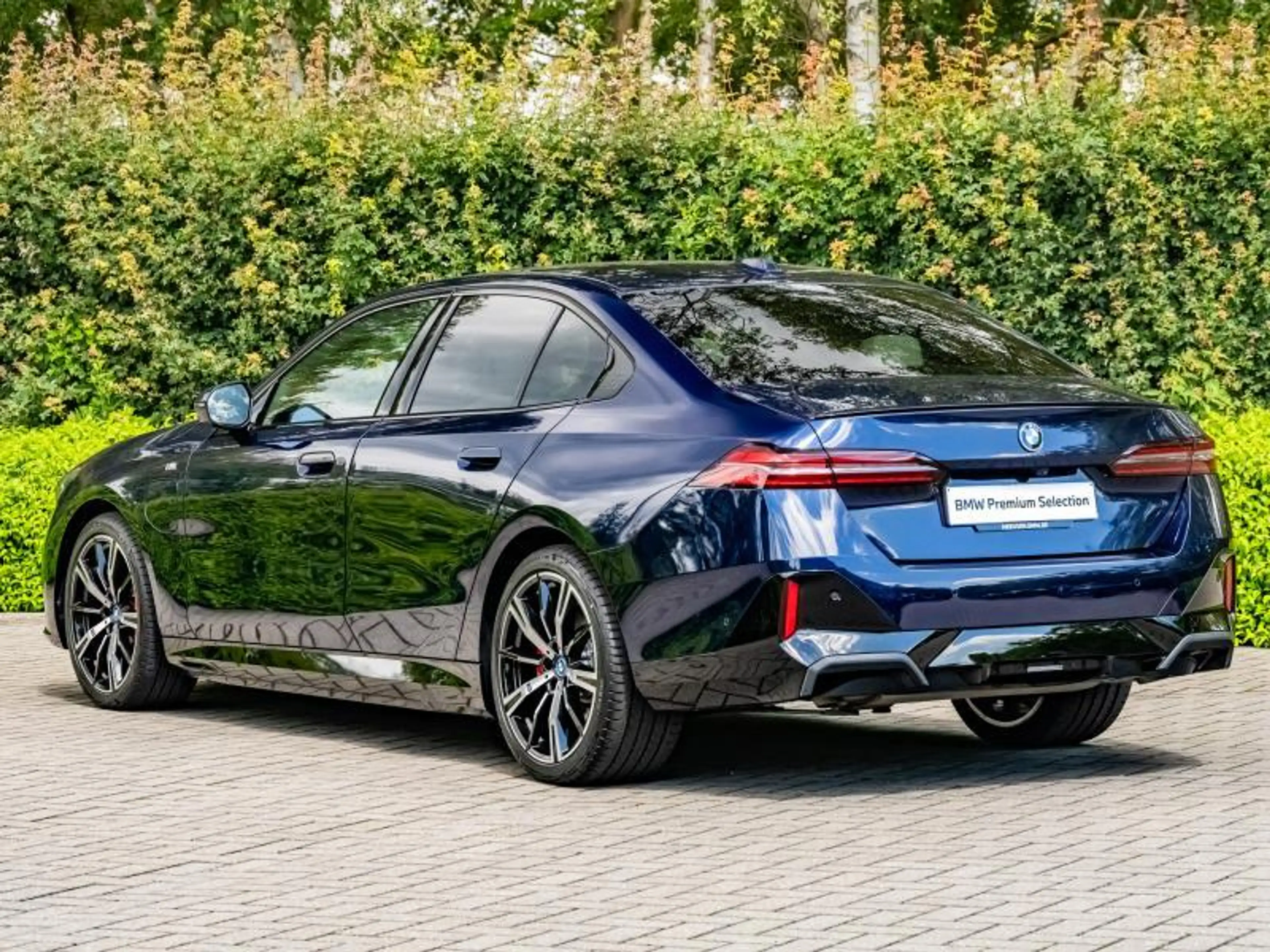 BMW 550 M-Sport Pro — photo 5