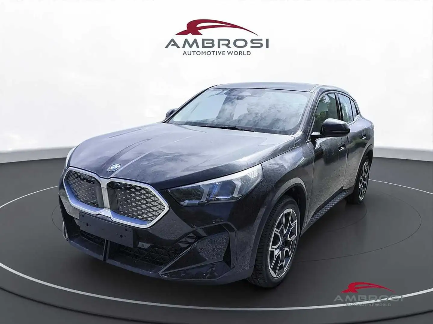 BMW iX2 xDrive30 Premium Package Negru - 1
