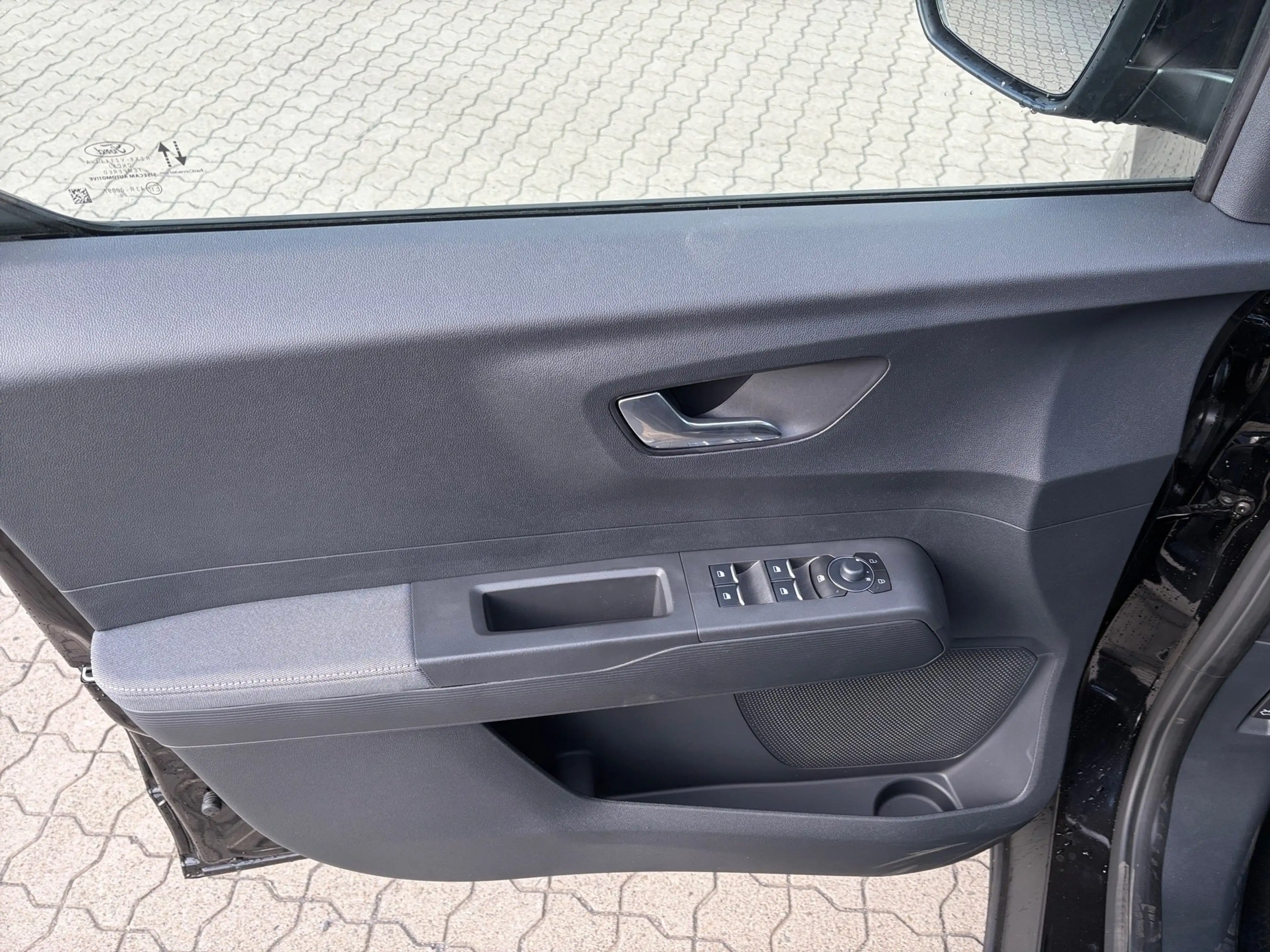 Ford Tourneo Courier 1.0 EcoBoost Titanium DSG SHZ RFK KLIMA DAB — photo 12