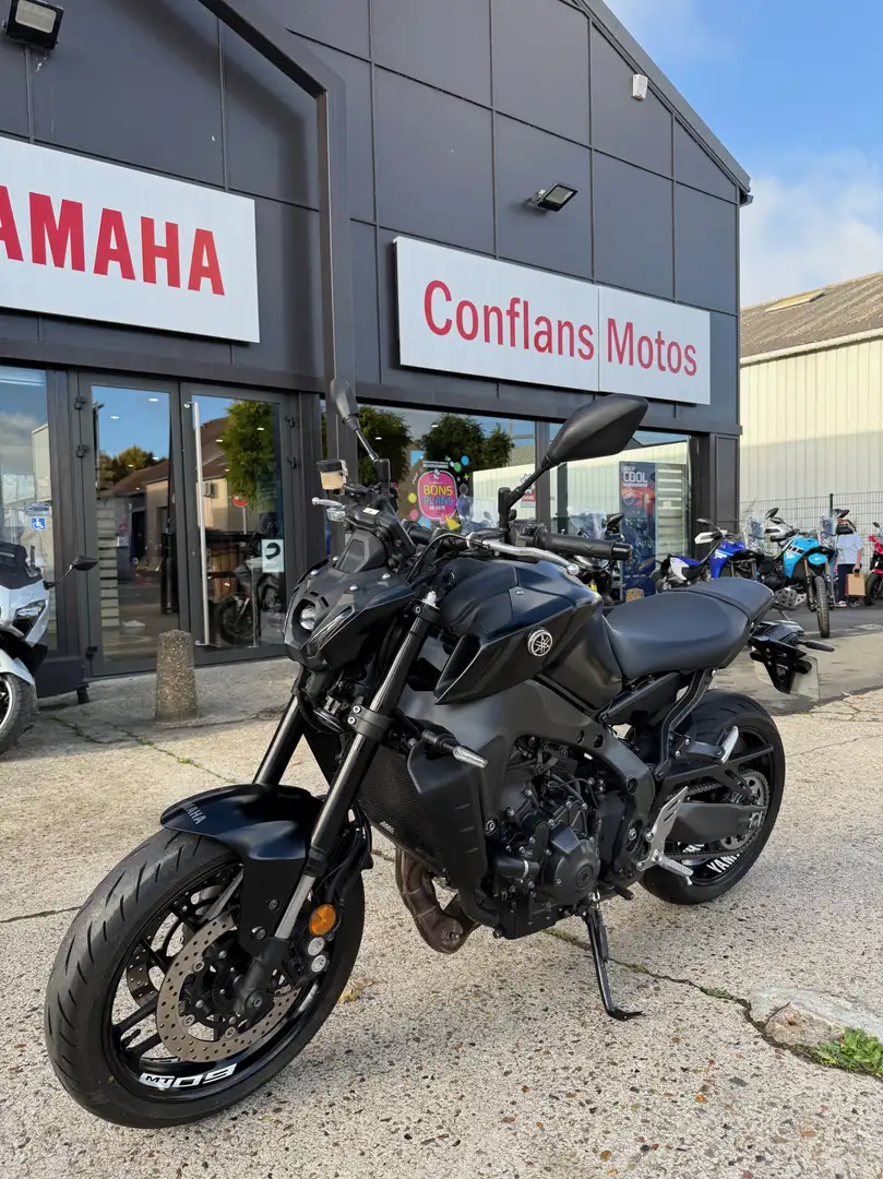 Yamaha MT-09 Noir - 2