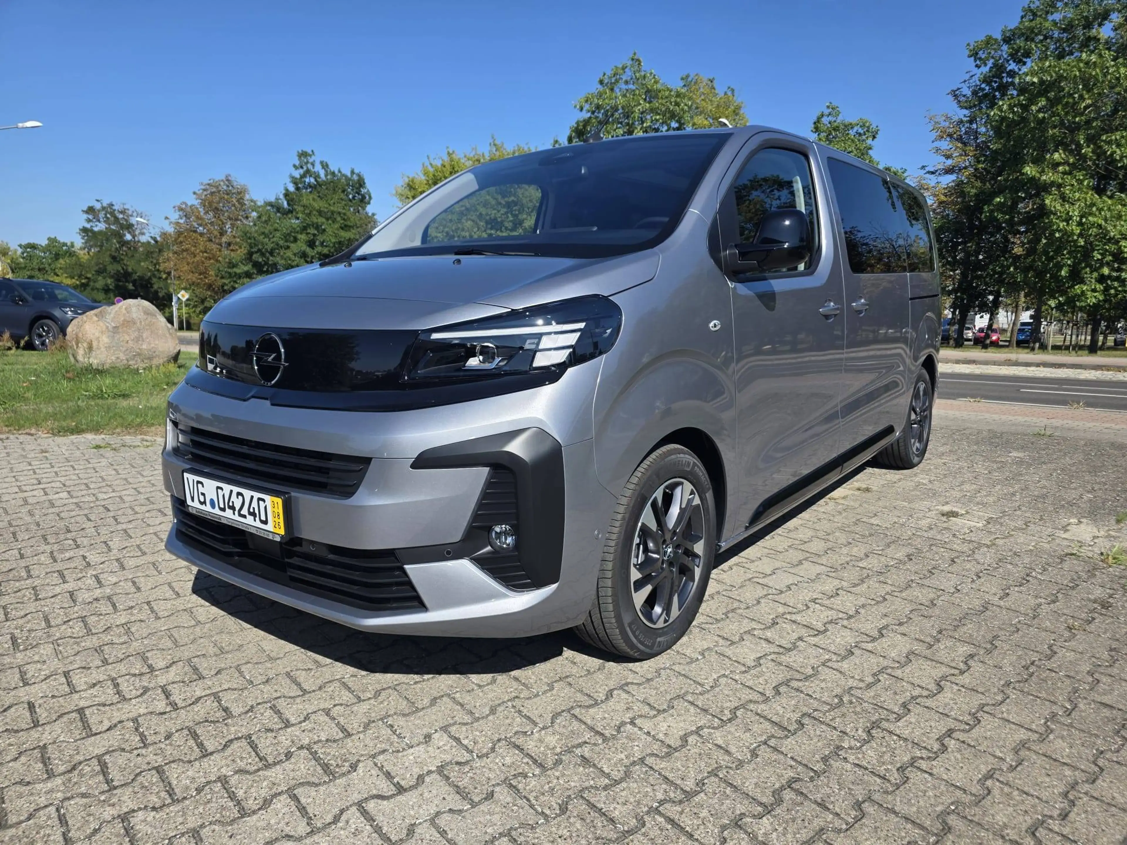 Opel Zafira Life GS LEDER AHK Standhzg. 6-Sitzer P-Dach Massage — photo 2
