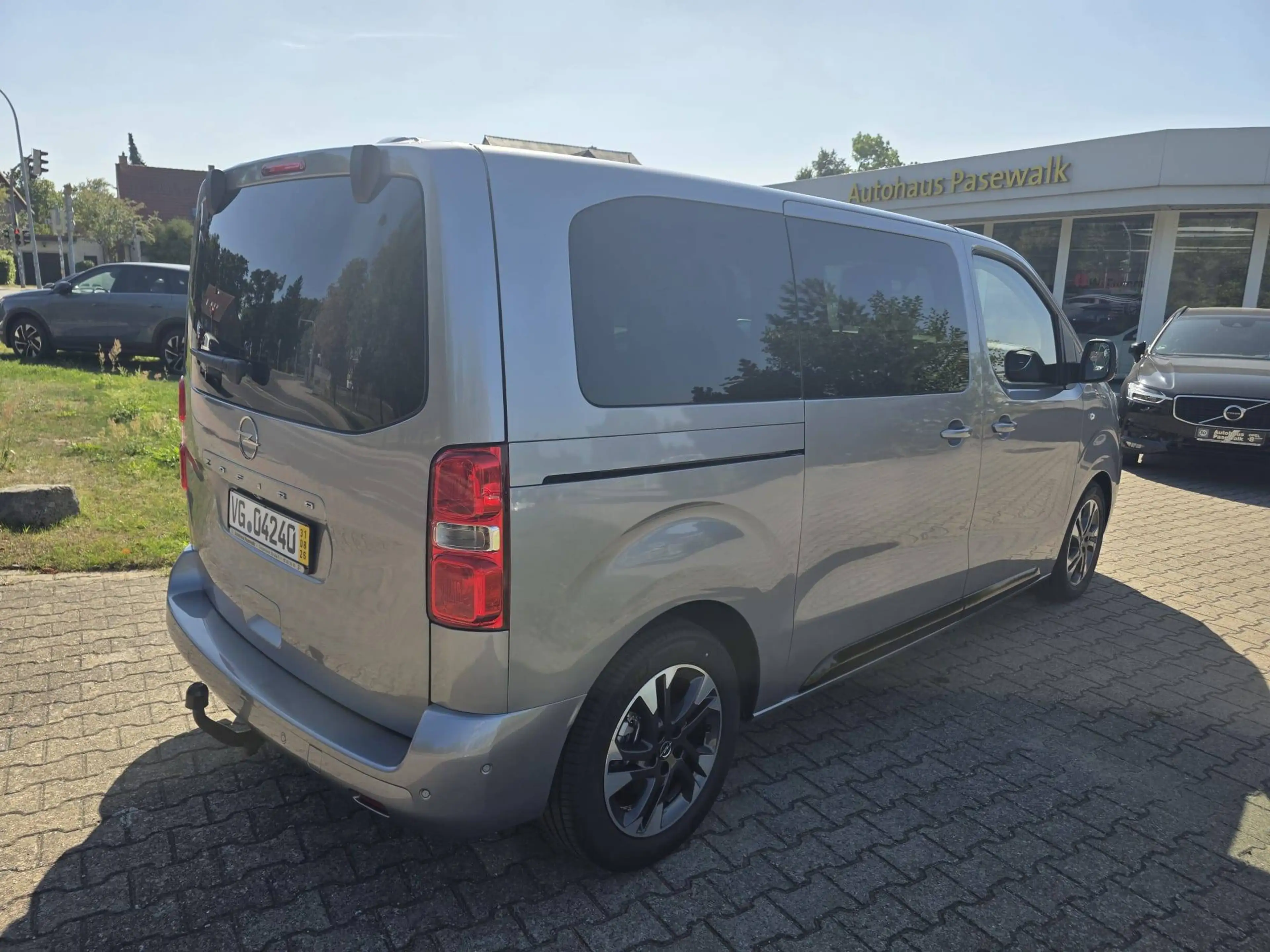 Opel Zafira Life GS LEDER AHK Standhzg. 6-Sitzer P-Dach Massage — photo 6