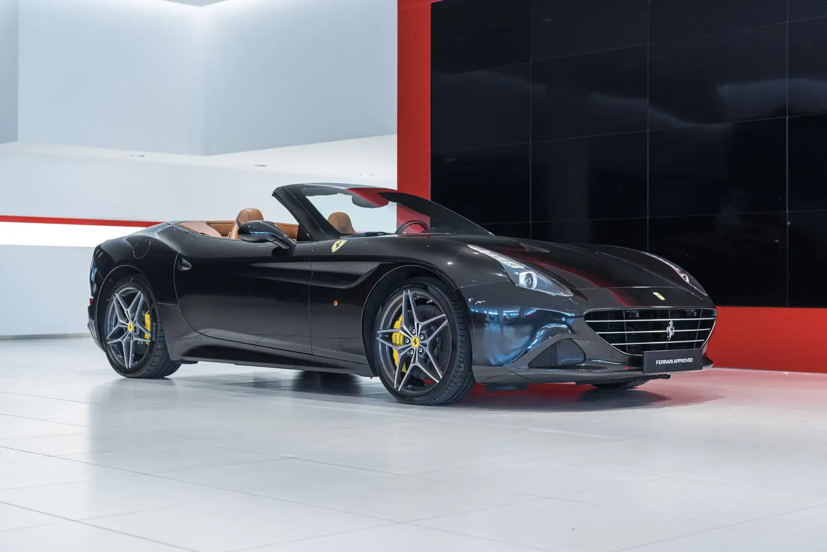 Ferrari California T - Kroymans Ferrari Black - 2