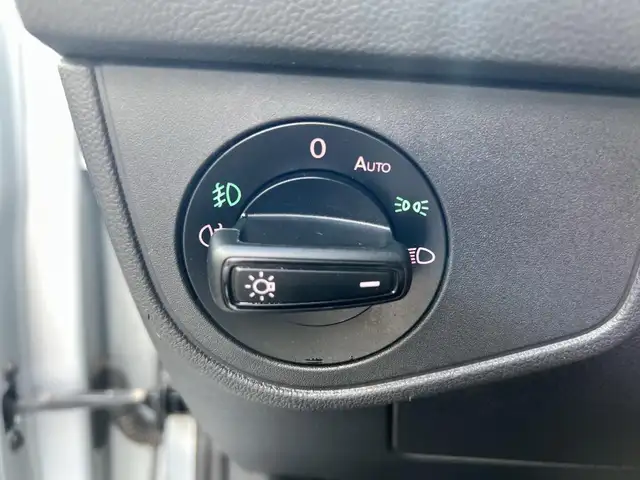 Volkswagen Polo view 19