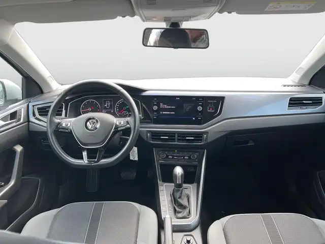 Volkswagen Polo view 11