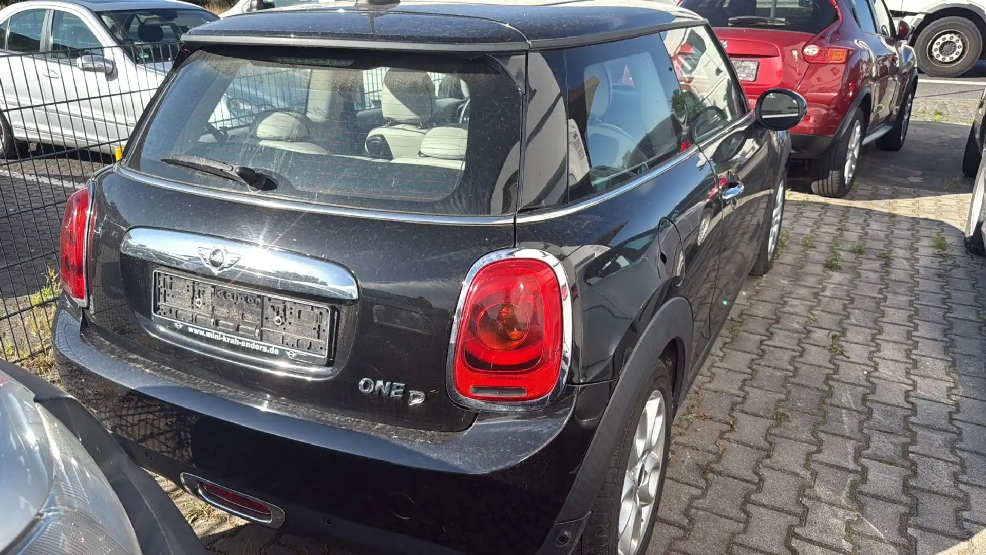 MINI One D *VOLLLEDER+SPORTSITZE+PANO+KAMERA+HEAD UP* Noir - 2