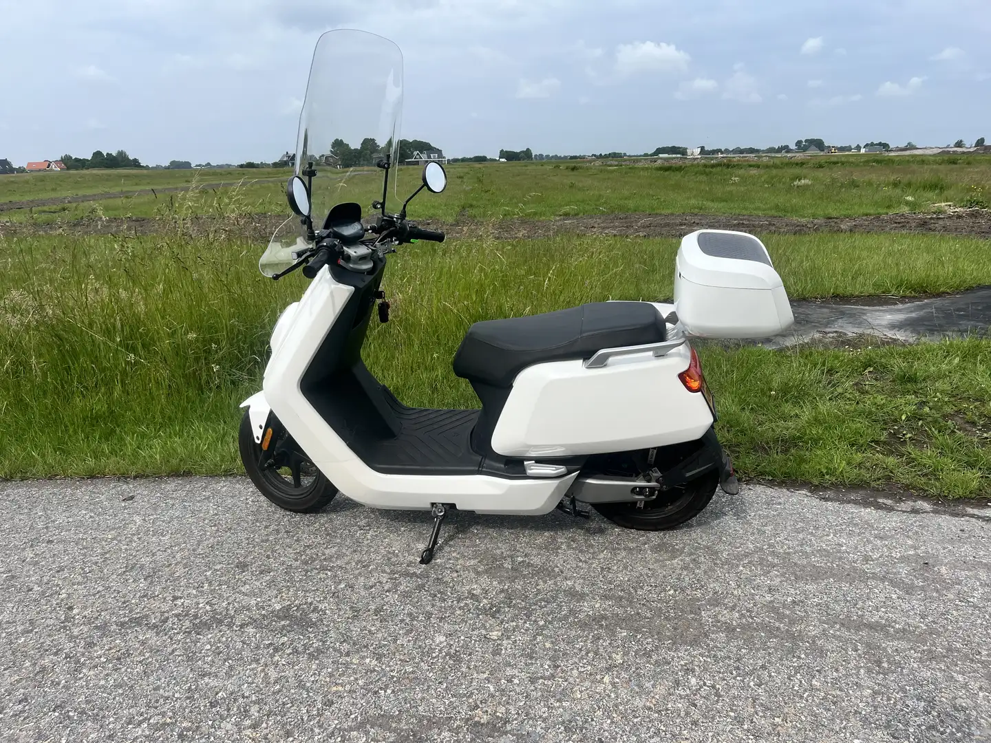 Niu N1S NQI - 60v/35ah - 45km/uur - 1