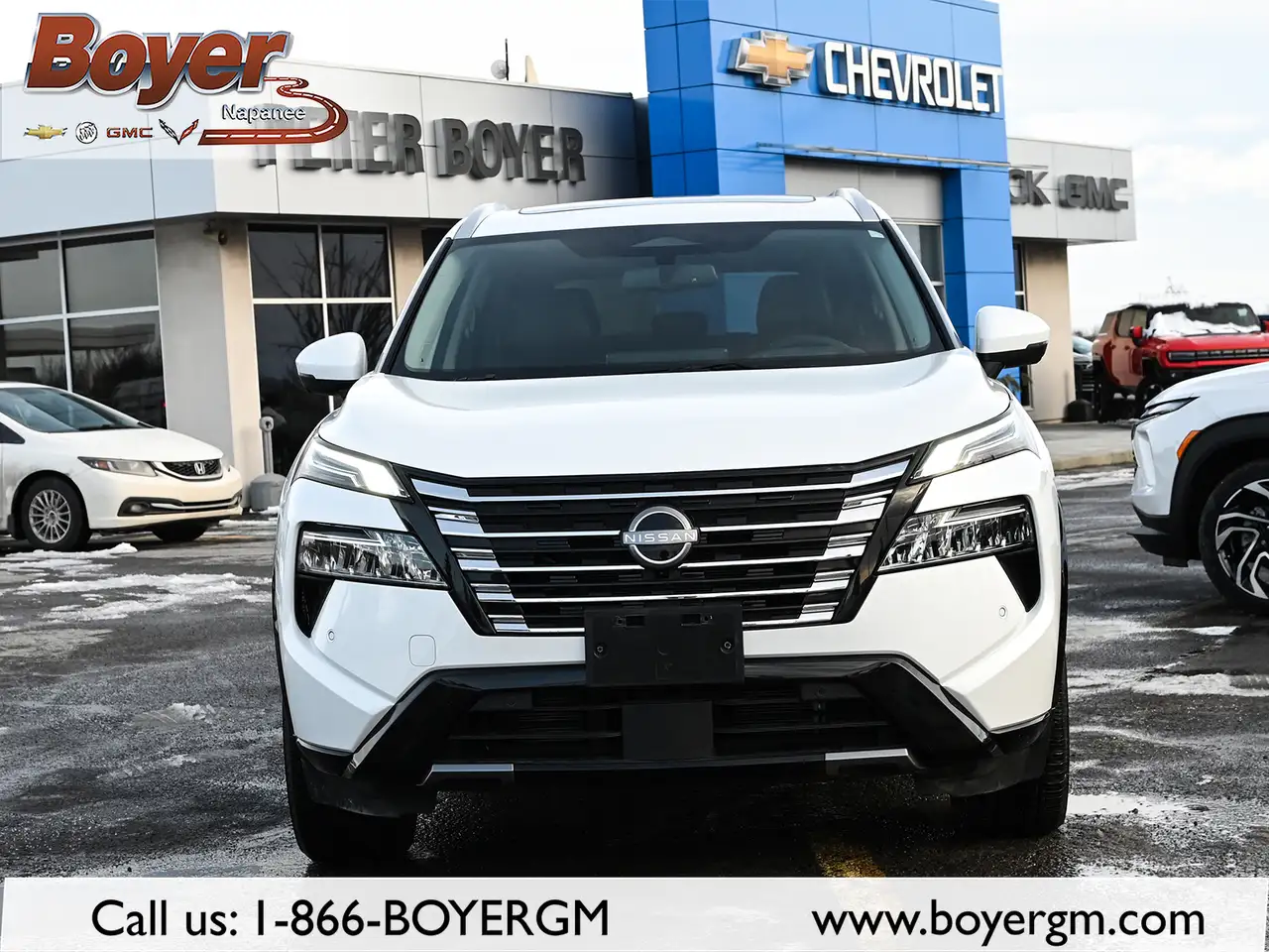 Nissan Rogue снимка Nissan Rogue