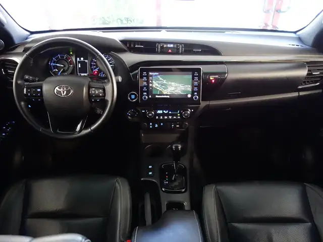 Toyota Hilux DK Invin. 4WD 2,8D Aut. *ALLBLACK *MWST *VOLL Ansicht 16